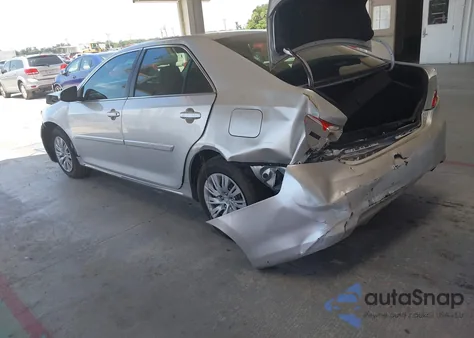2013 Toyota Camry Le z USA, uszkodzony, nr VIN 4T4BF1FK6DR275278